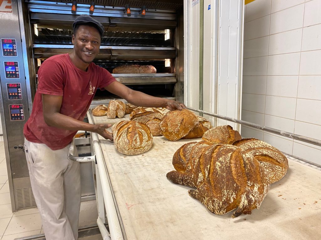 pain spécial complet farine mie bise remoulage fin son blé germe de blé